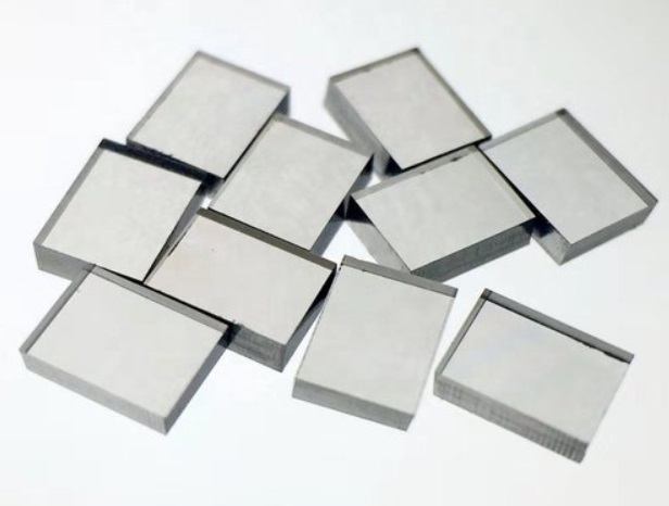单晶金刚石 VS 多晶金刚石：一文看懂它们的异同
